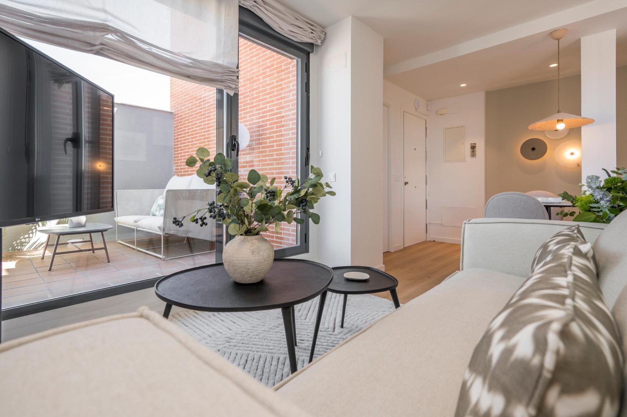 Miosotis Suites Madrid Ngoại thất bức ảnh